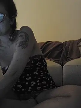 KnotBabe live sex cam