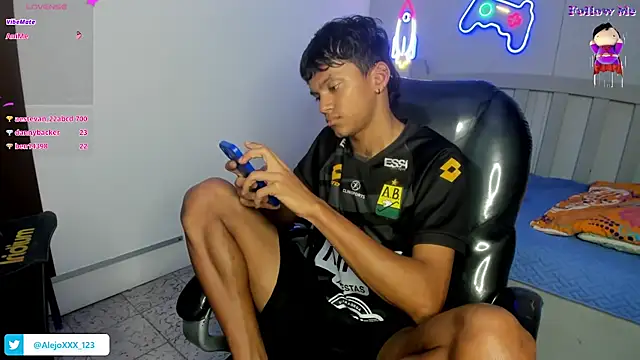 loistwink_ live sex cam