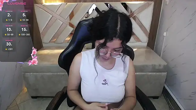 victoria_castillo_b live sex cam