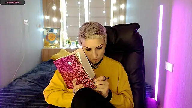 Sweet-n-Strong live sex cam