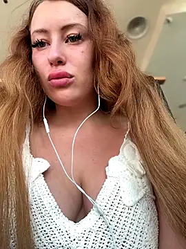 AndreaMood live sex cam