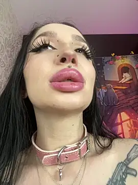 Molly__Moon live sex cam