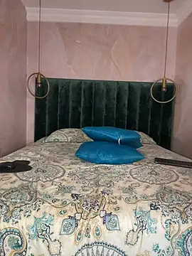 Maxim-Walker live sex cam