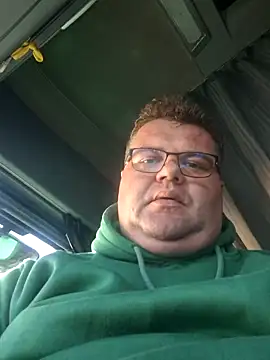 Tataurs live sex cam