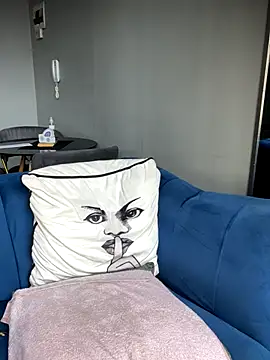 Curveysinaa live sex cam