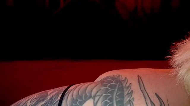 ZaraReignn live sex cam