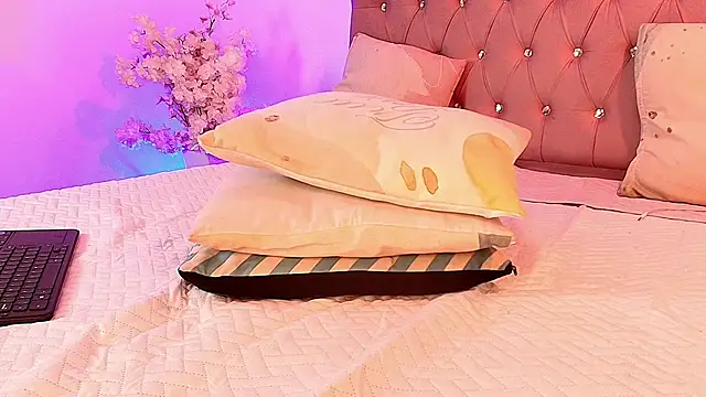 OzorioDany live sex cam