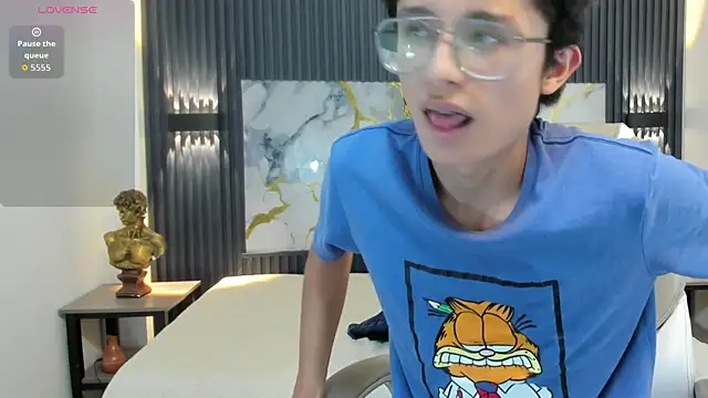 SantiagoRusso18 live sex cam