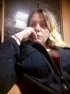 Lana-murr live sex cam