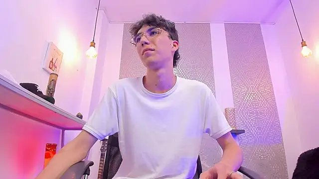 Nikolay_Gregori live sex cam