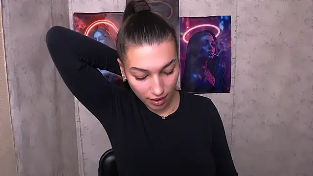 KarolinaRosse_ live sex cam