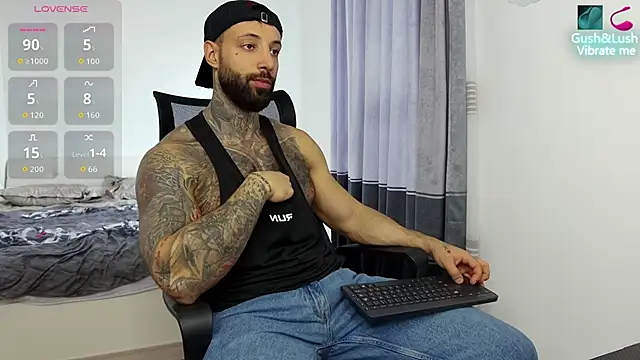 MasculineGuy99 live sex cam