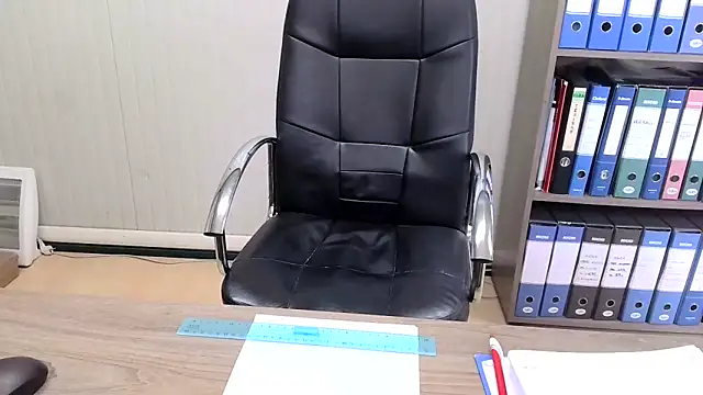 Evasionee live sex cam