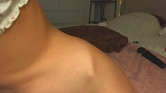 Lili_Roze_ live sex cam