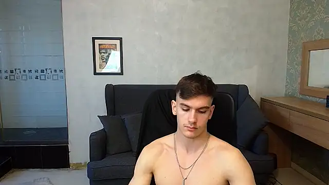 BradyFlint live sex cam