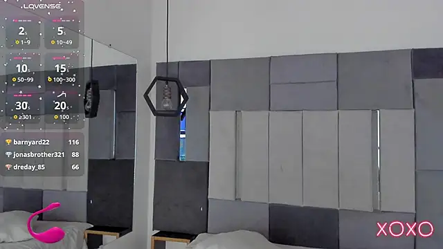 FreyrStone live sex cam