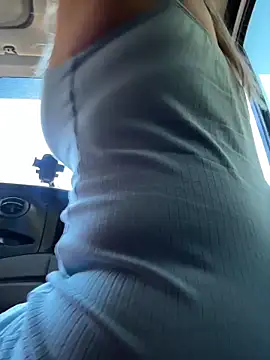 Gatitacarlita live sex cam