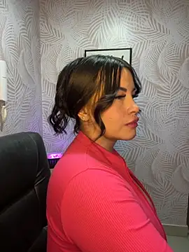 sexyyykloee live sex cam