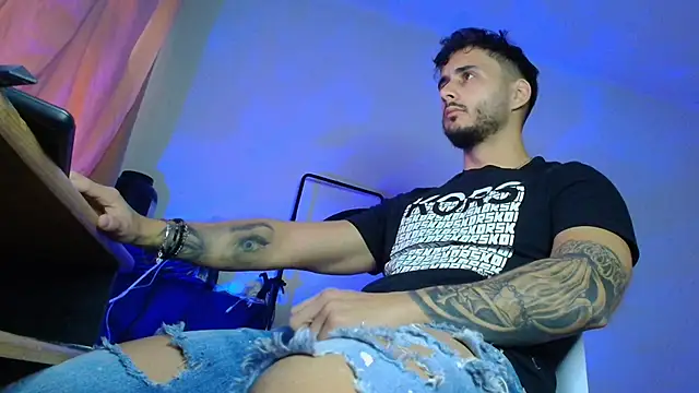 XanderCage99 live sex cam