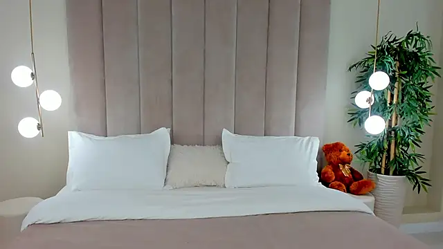 JaniceCollins live sex cam