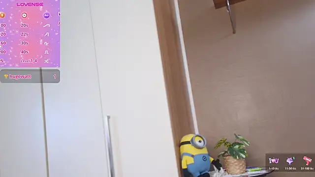 ScarletVerdi live sex cam