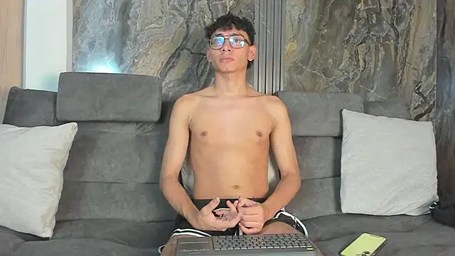 Daviid_laidd live sex cam