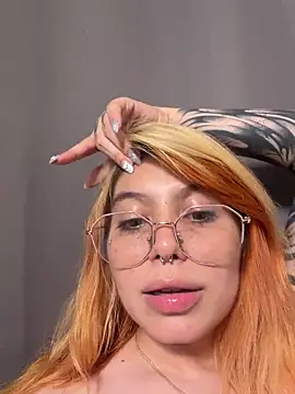 YunoRose_ live sex cam