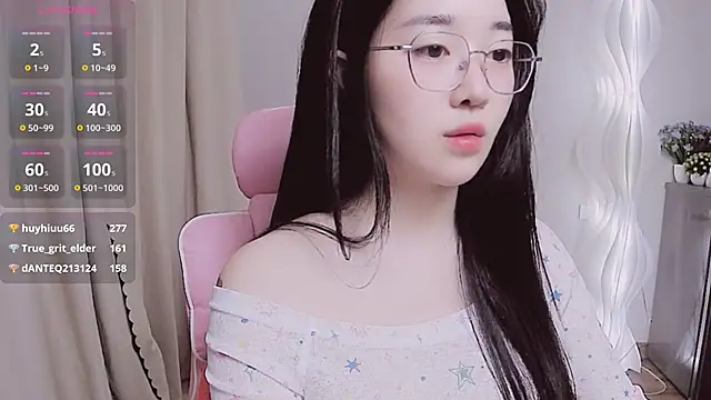 Miu-999 live sex cam