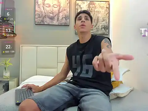 kieran_derek live sex cam