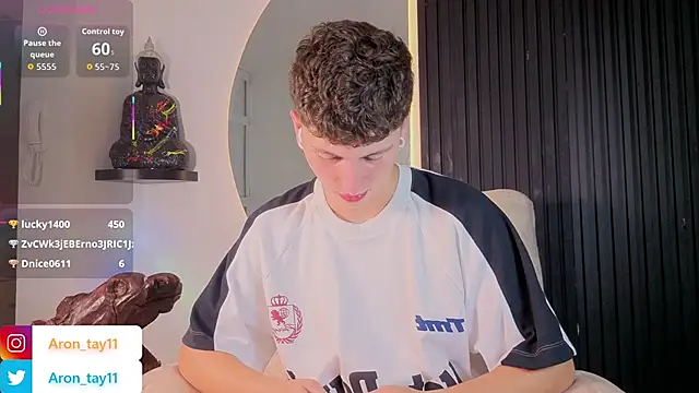 aronn_tay live sex cam