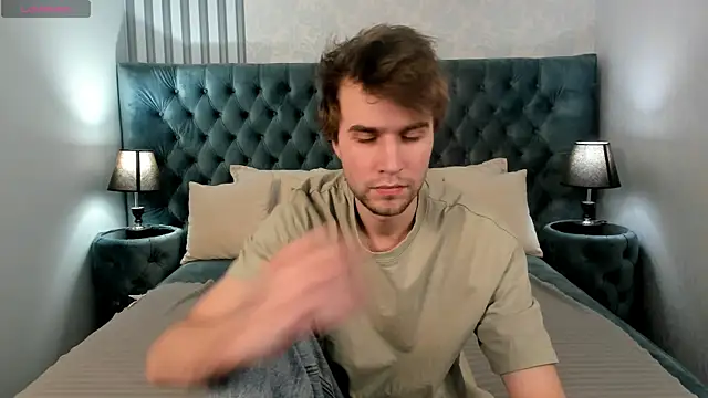 JonnahHell live sex cam