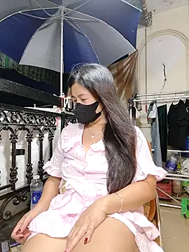 lyna_bl live sex cam