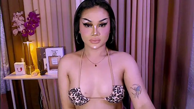 Coka_bella live sex cam