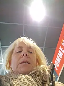 Nathotsexy1 live sex cam