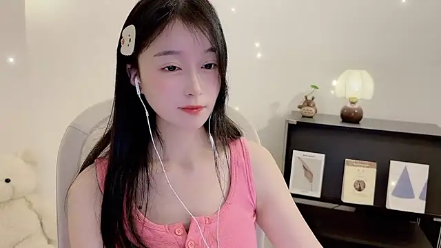 Onechestnut live sex cam