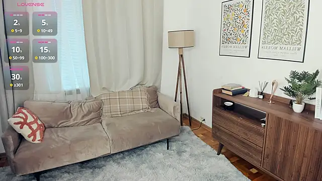 LaureMestler live sex cam