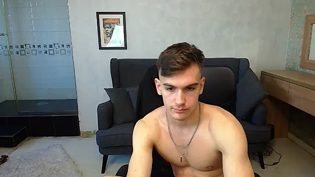 BradyFlint live sex cam