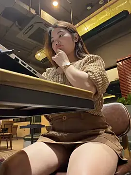 Emily_9xx live sex cam