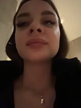 KristiRich live sex cam