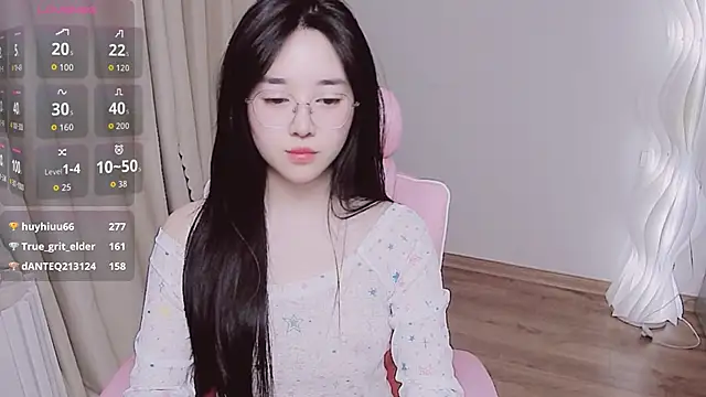 Miu-999 live sex cam