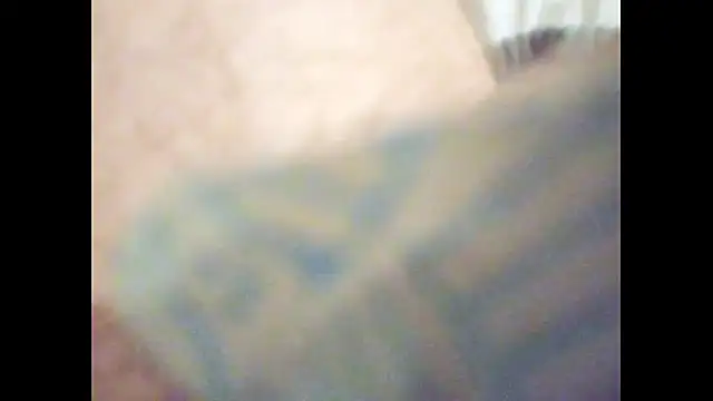 hairyuncut00 live sex cam