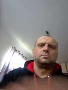 Roman0798 live sex cam