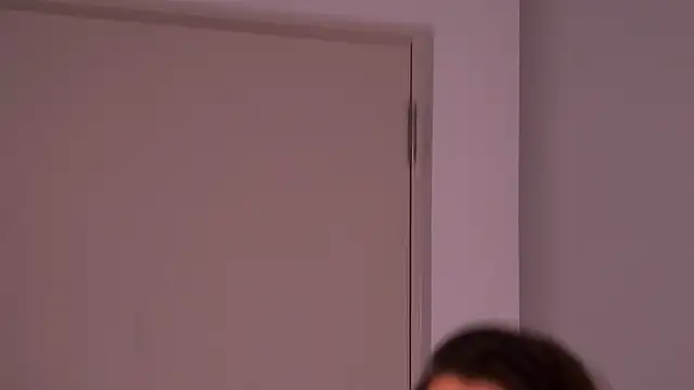 YasminaMoon live sex cam