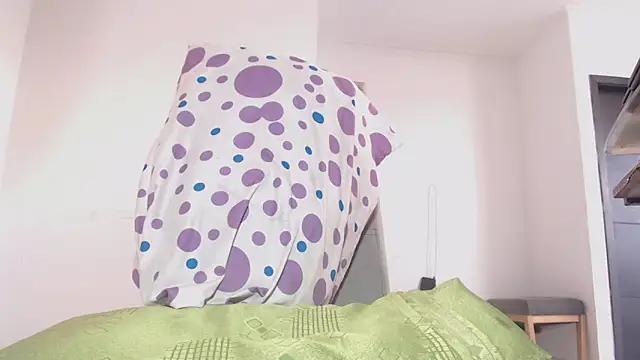 HugeDanex live sex cam