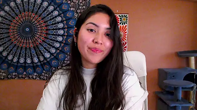 IntimateTales live sex cam