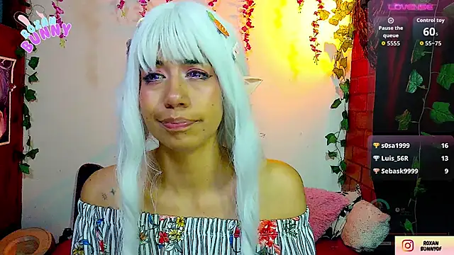 Roxanbunny1 live sex cam
