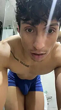 ApoloCruz live sex cam