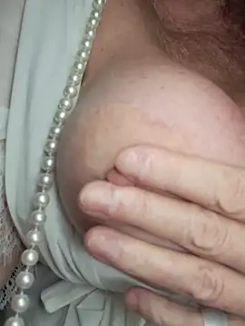 GypsyEsmeralda live sex cam