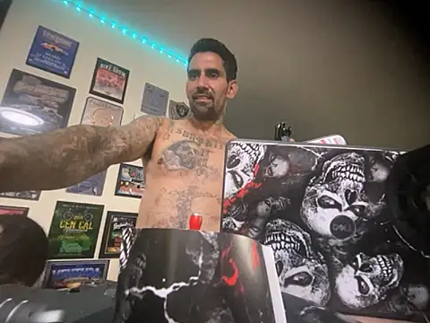 hornycouple818 live sex cam