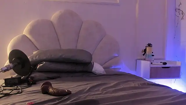 Candaceoweens live sex cam